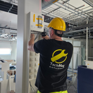 d5503d63-4e35-4753-a36b-6962168fbacb